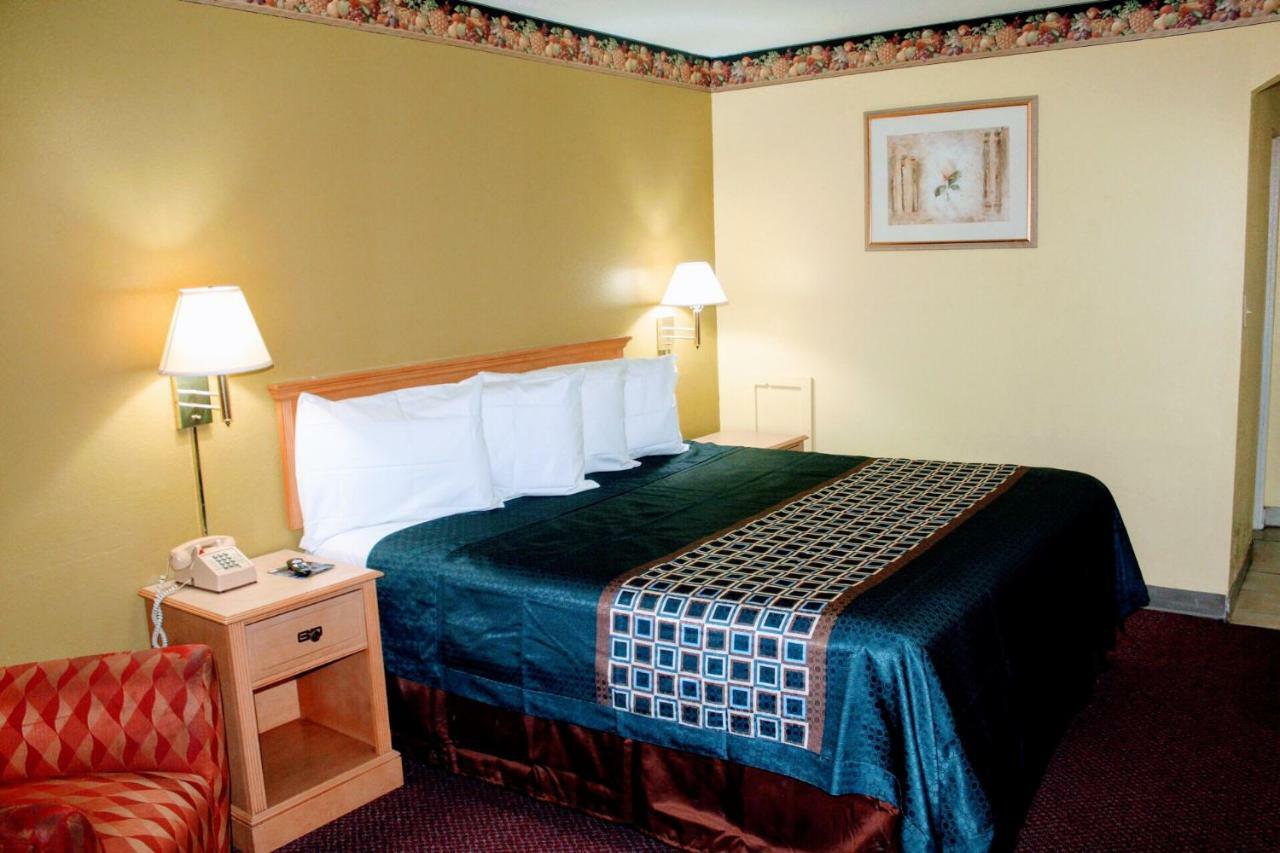Hutchinson Inn Ngoại thất bức ảnh